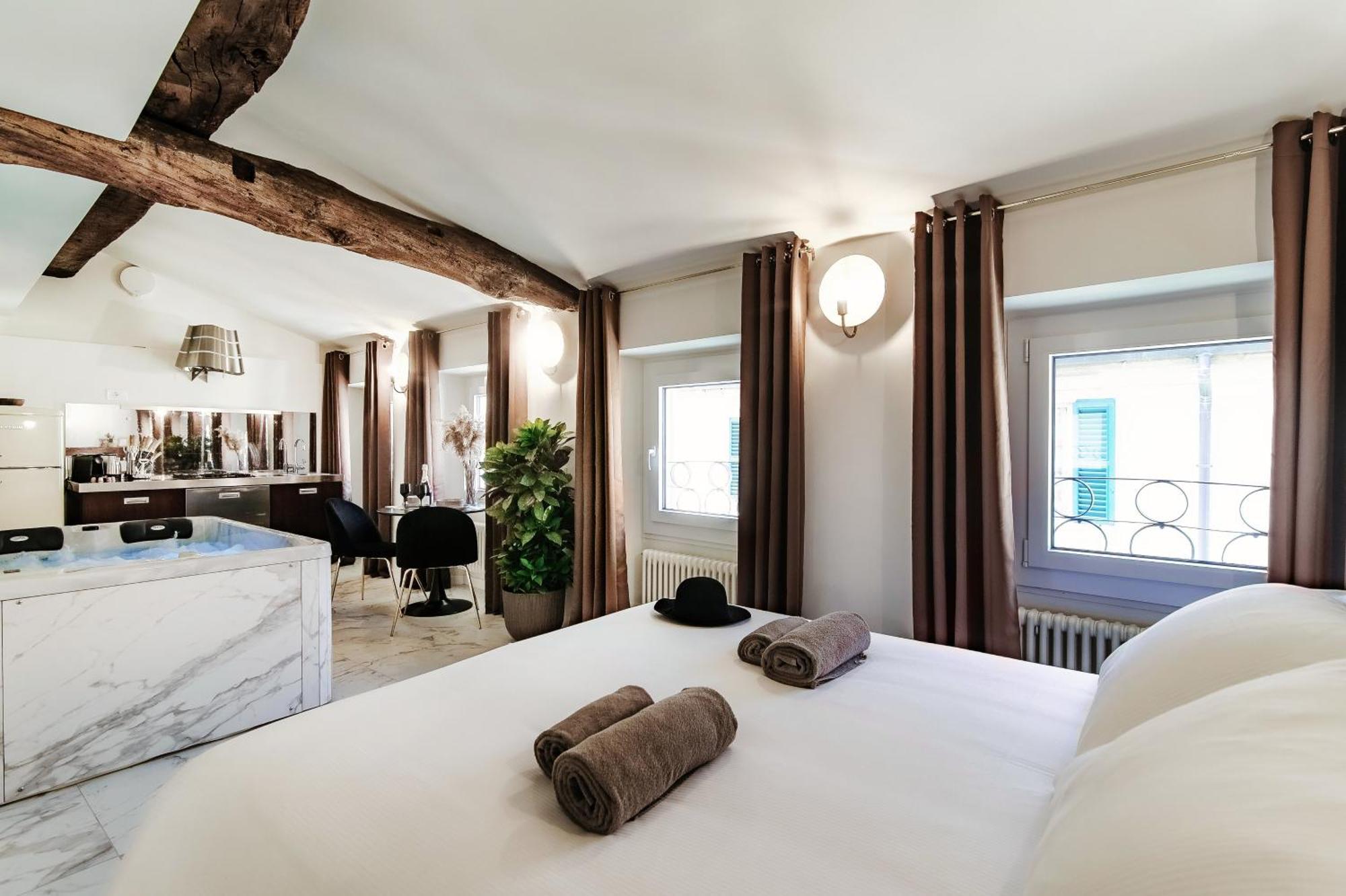 Sahara & Amazzonia Luxury Rooms- The House Of Travelers Como Exterior foto
