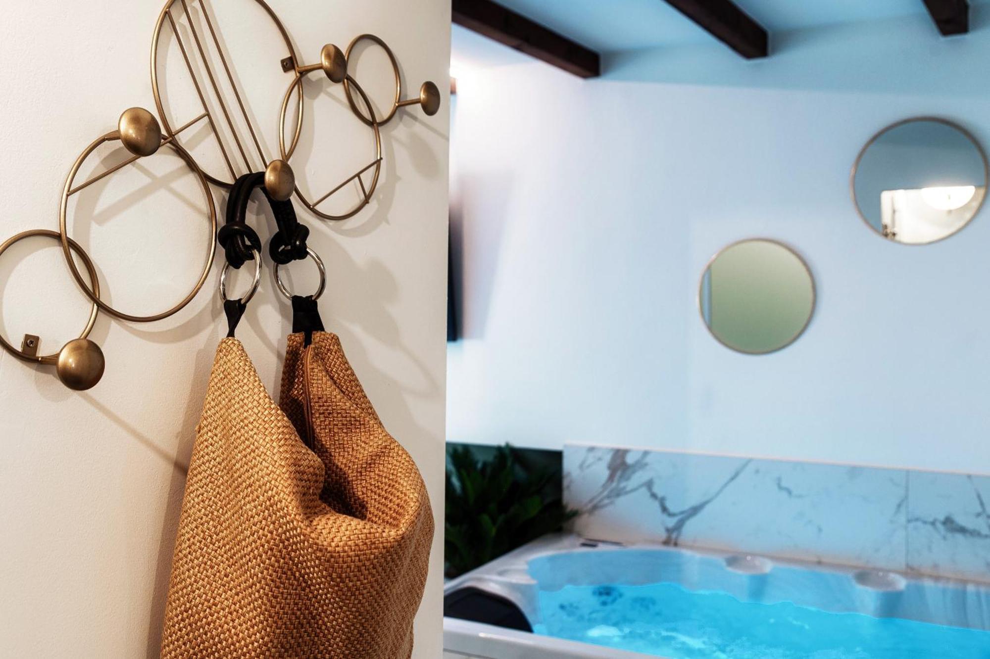 Sahara & Amazzonia Luxury Rooms- The House Of Travelers Como Exterior foto