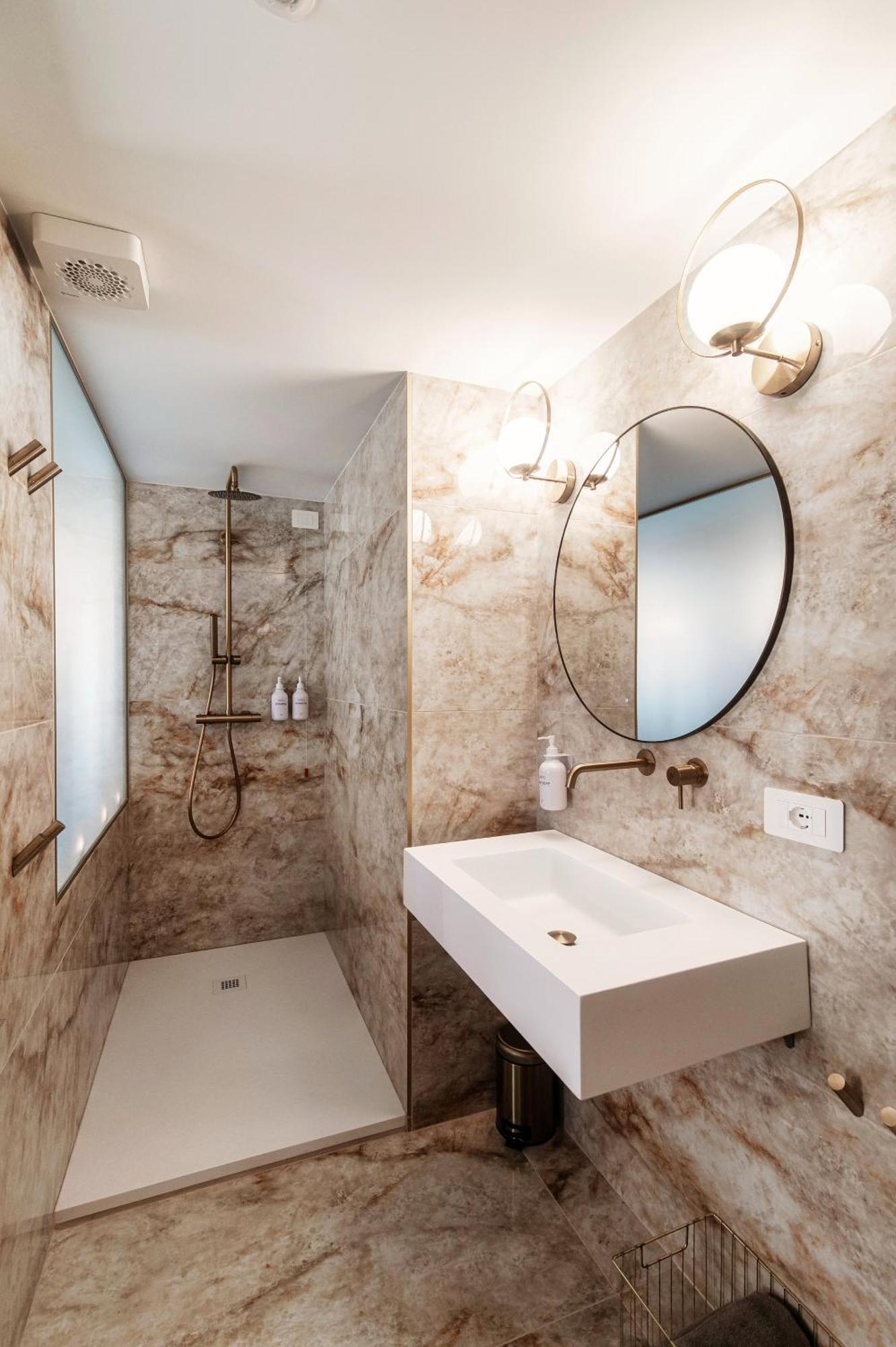 Sahara & Amazzonia Luxury Rooms- The House Of Travelers Como Exterior foto
